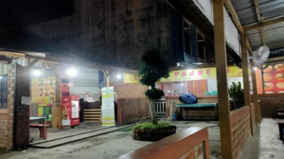 Lesehan Pakde 19